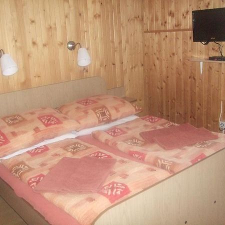 Penzion Kardinal Velke Uherce Extérieur photo