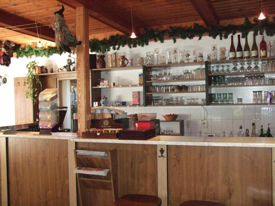 Penzion Kardinal Velke Uherce Extérieur photo